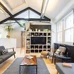 Central And Quirky Northern Quarter Flat, Manchester