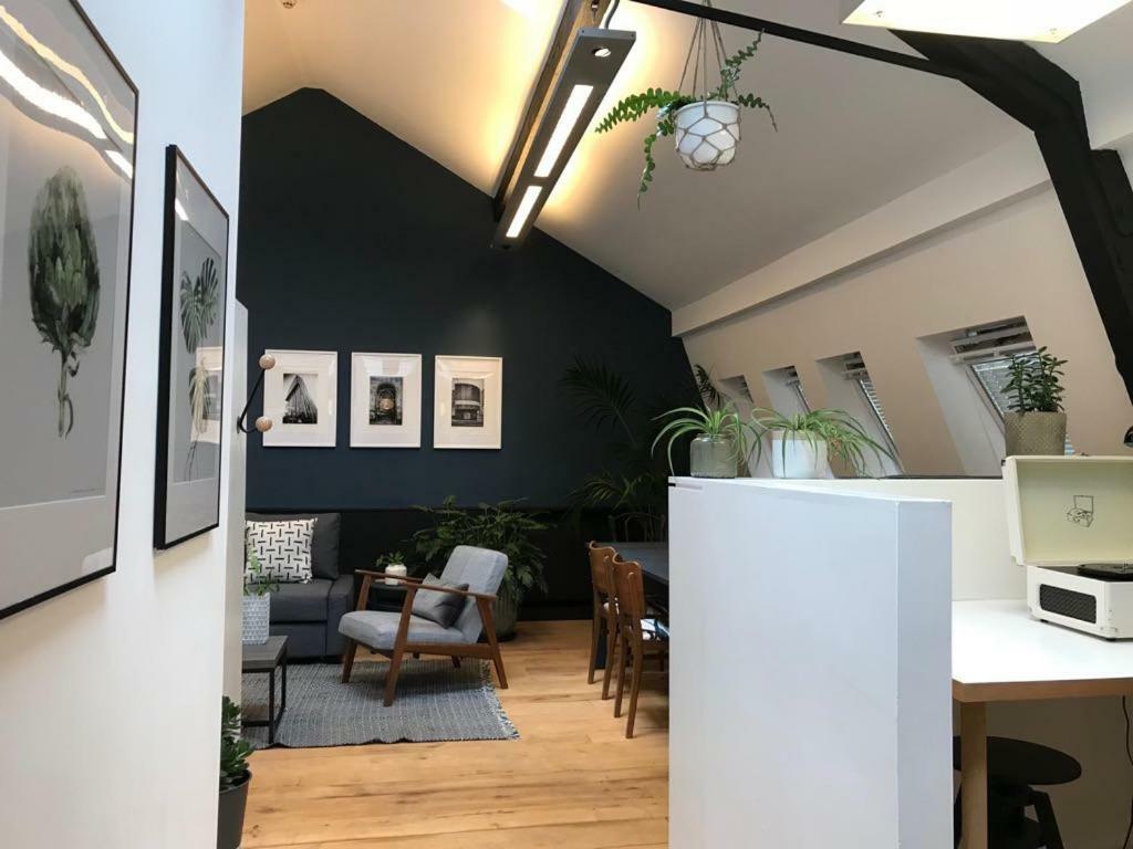 Central And Quirky Northern Quarter Flat, Manchester Apartment *